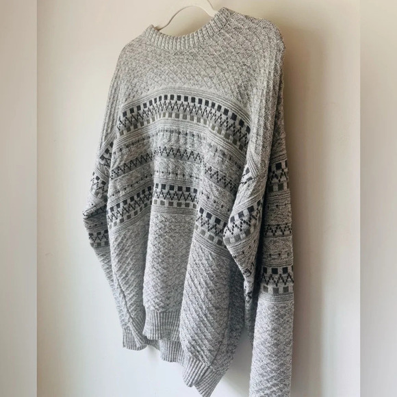 St. John’s Bay Men’s Vintage Sweater - Size XL - Picture 4 of 13